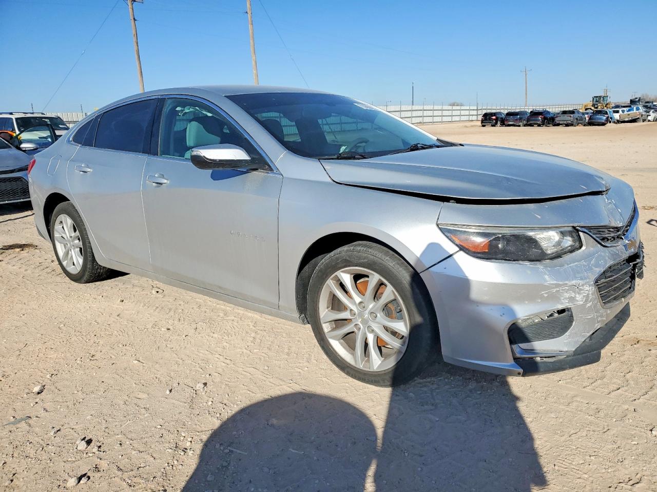 2018 Chev Malibu VIN 1G1ZD5ST0JF157390 photo 4