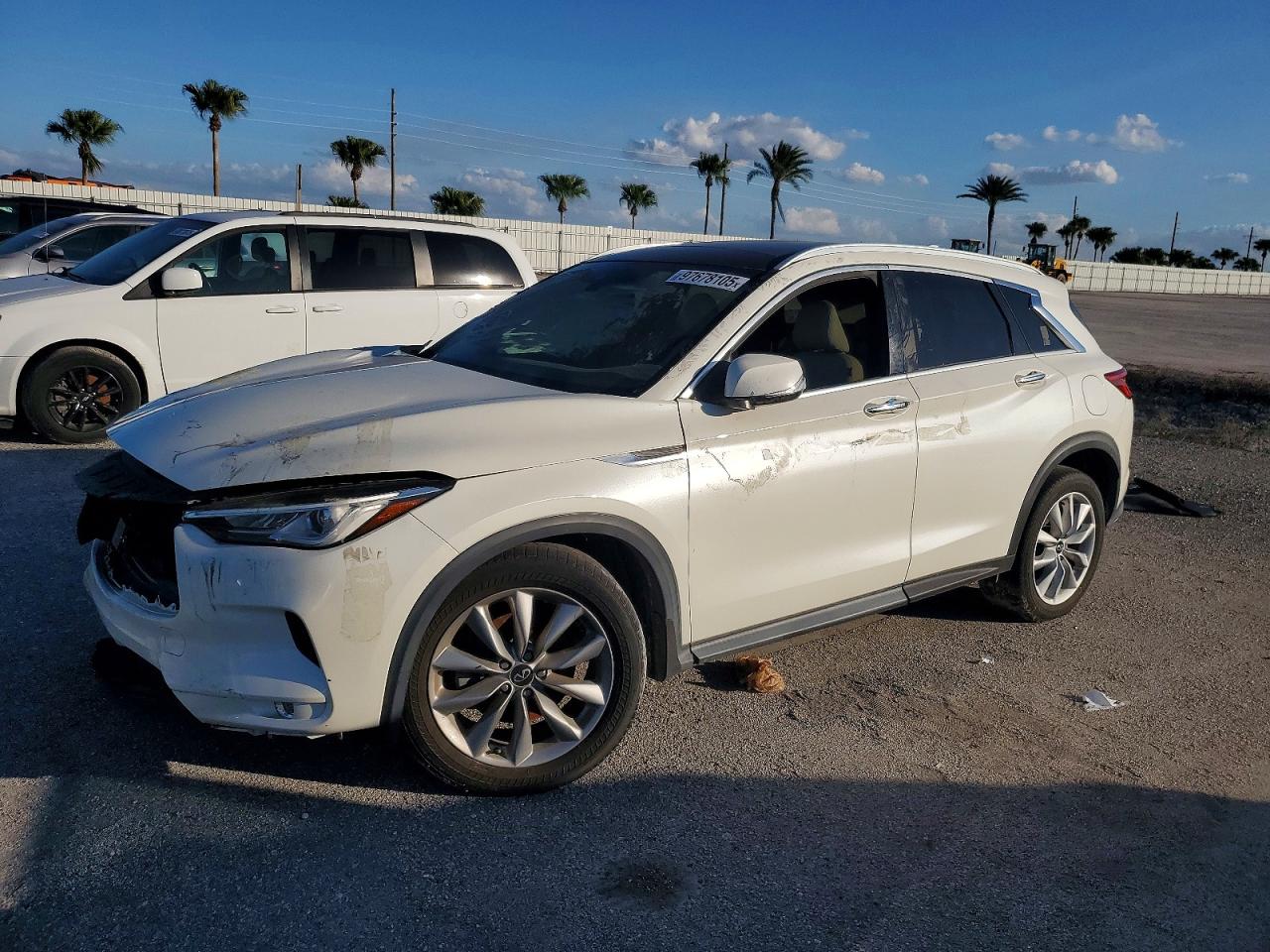2020 Infiniti Qx50 VIN 3PCAJ5M13LF109821 photo 1