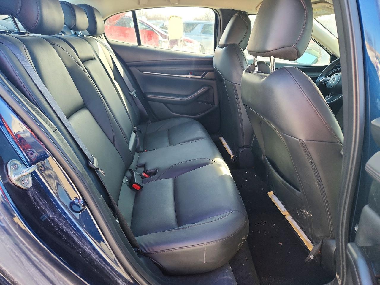 2024 Mazda 3 select s VIN 3MZBPABM0RM426837 photo 11