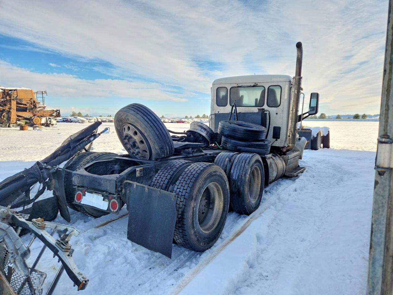 2022 PETERBILT All models VIN 1XPBDP9X0ND792199 photo 4