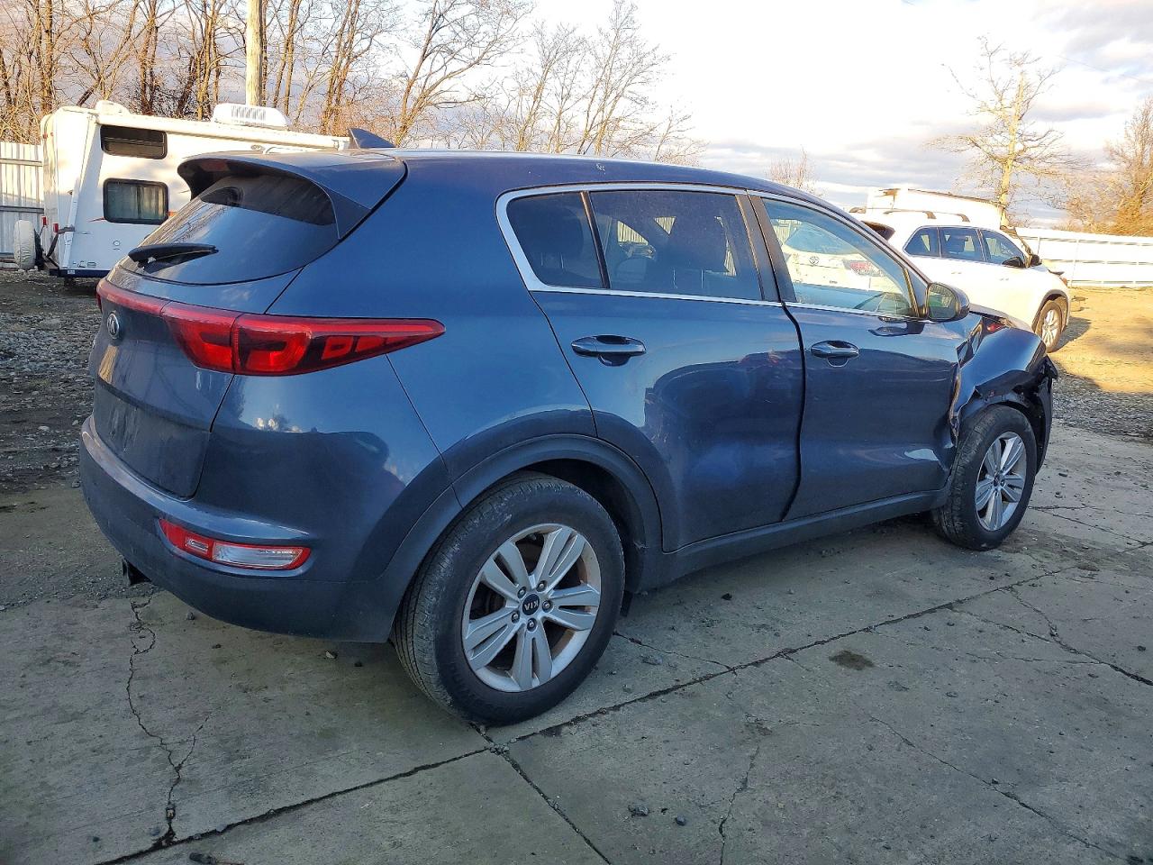 2018 Kia Sportage VIN KNDPM3AC7J7484948 photo 3