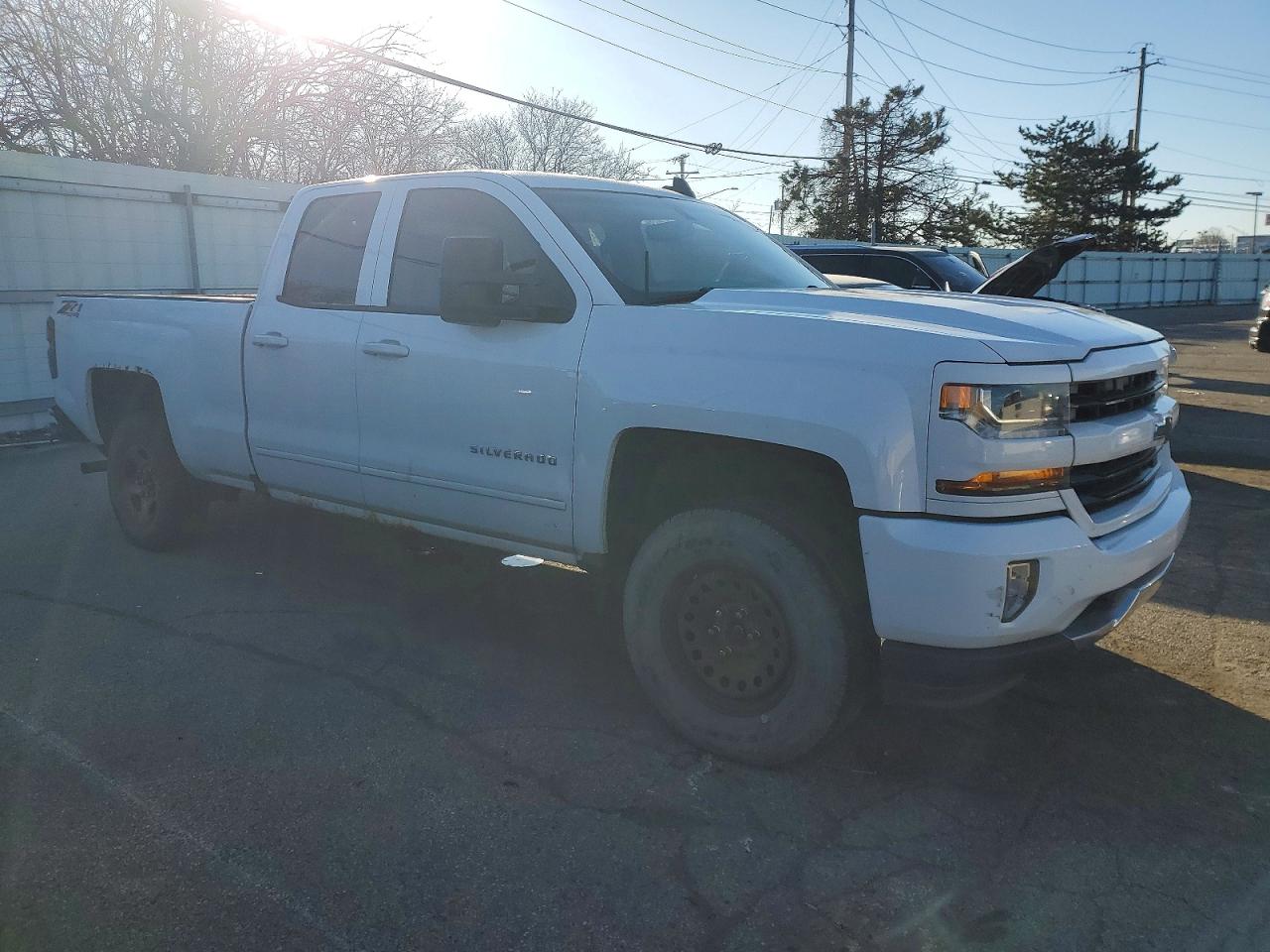 2016 Chevrolet All models VIN 1GCVKREC5GZ382684 photo 4