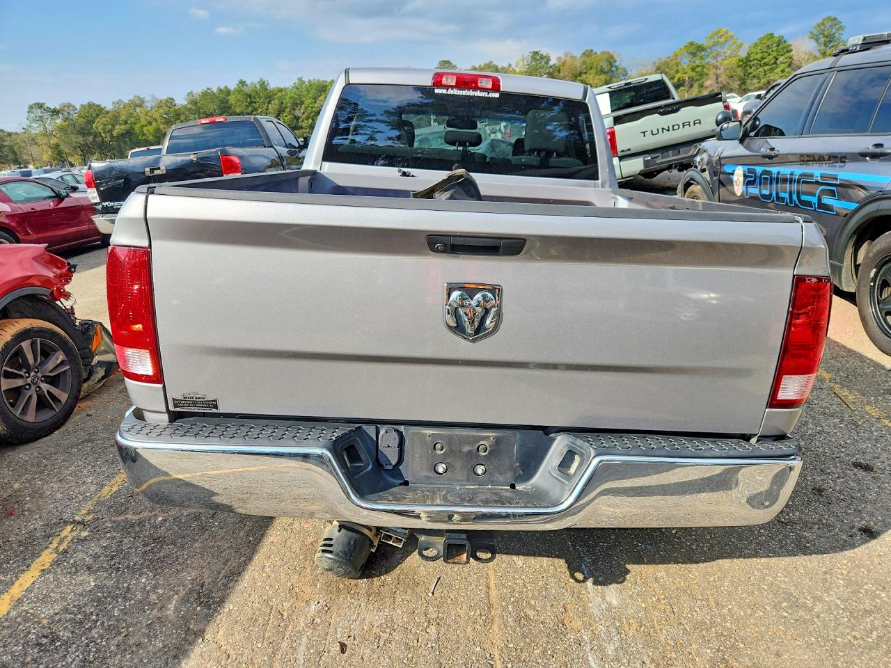 2019 Ram 1500 VIN 1C6RR6FG9KS629274 photo 6