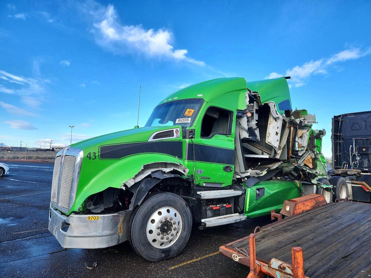 2017 KENWORTH All models VIN 1XKYDP9XXHJ166827 photo 2