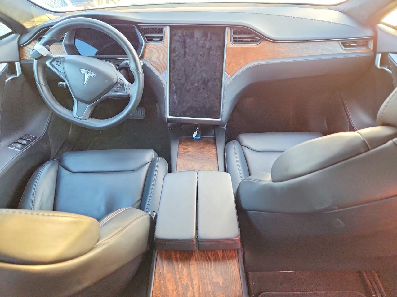 2019 Tesla Model s VIN 5YJSA1E22KF300598 photo 8