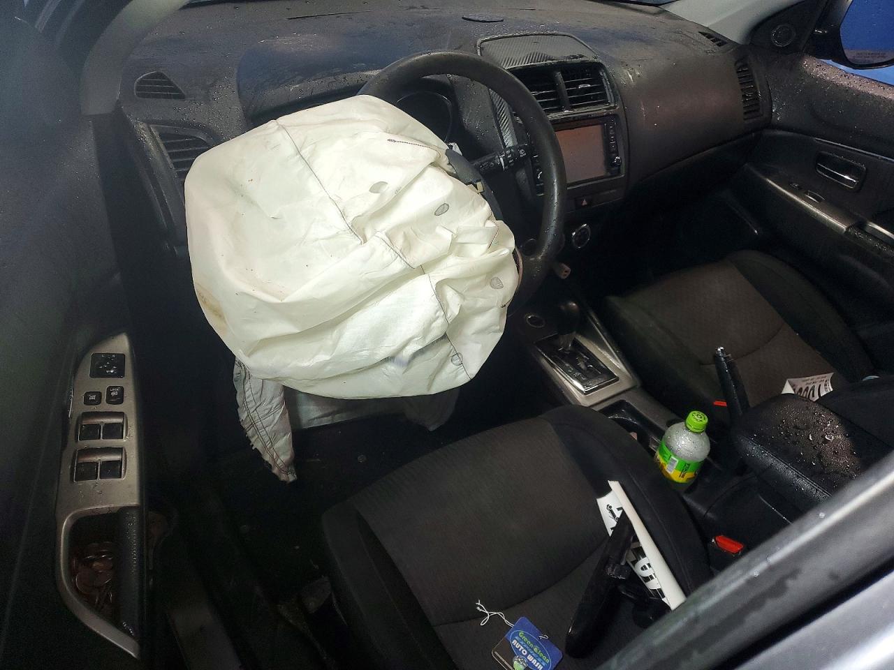 2019 Mitsubishi Outlander VIN JA4AR3AU5KU018853 photo 8