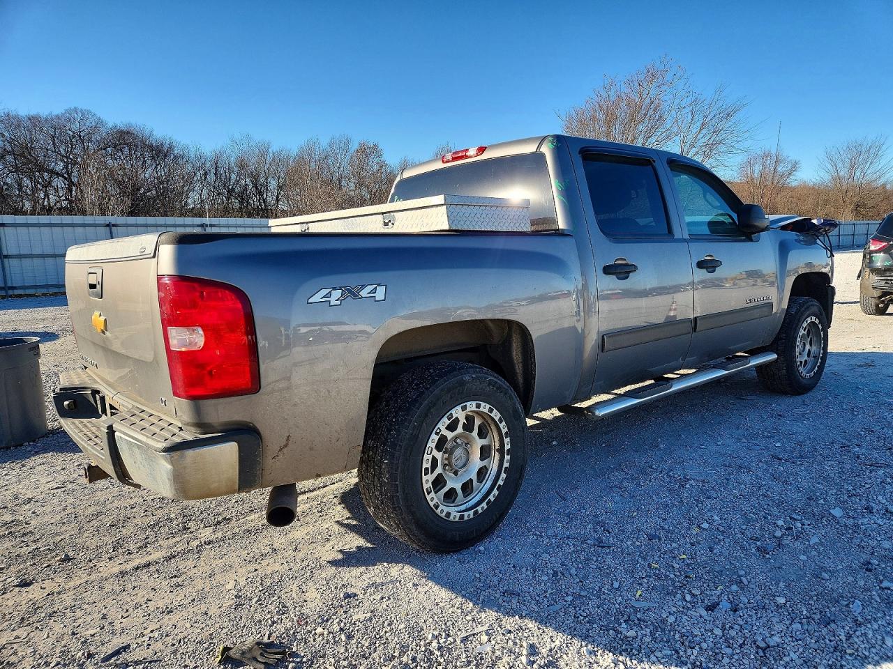 2013 Chevrolet All models VIN 3GCPKSE73DG211852 photo 3