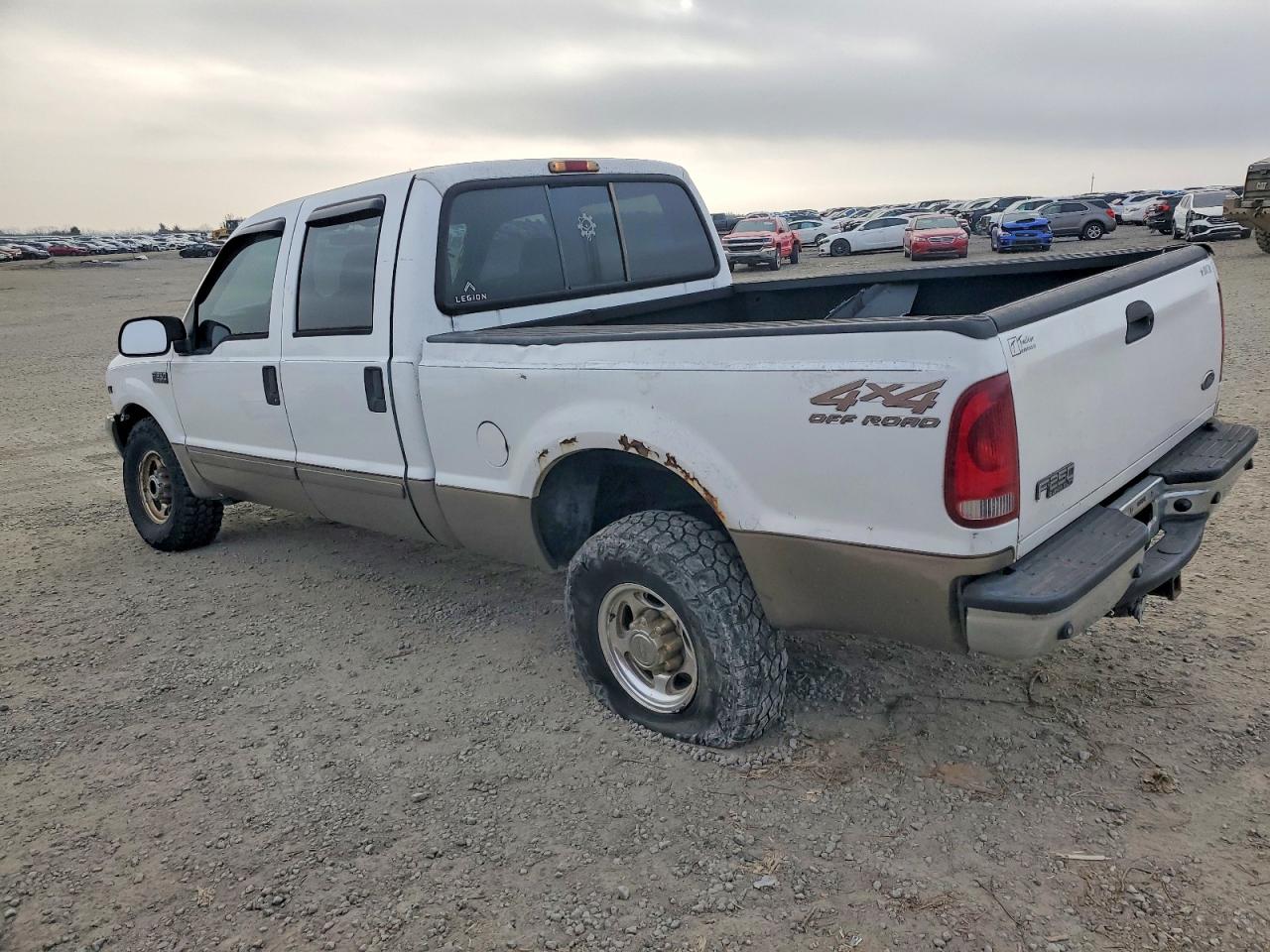 2002 Ford F250 VIN 1FTNW21L22EC66148 photo 2