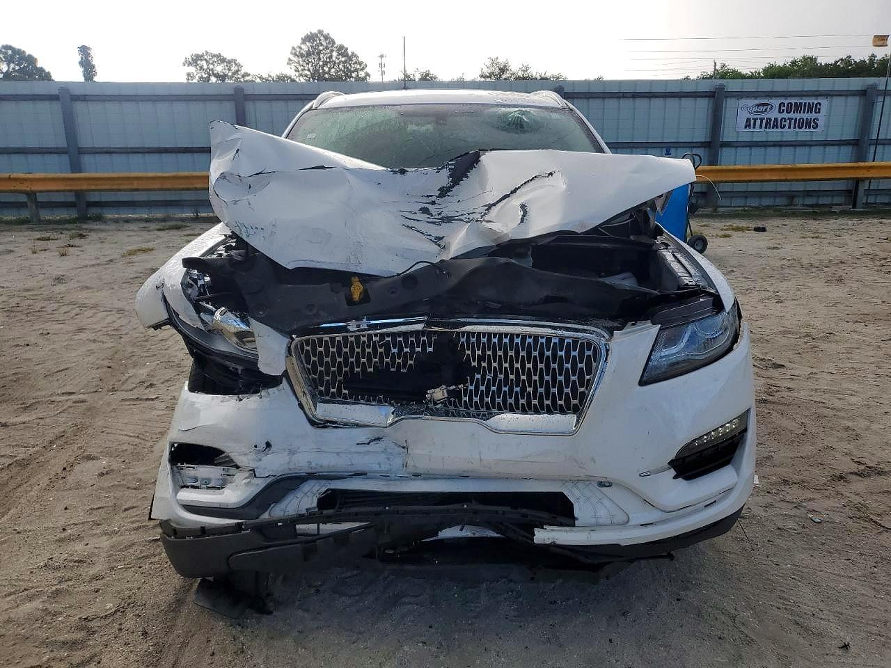 2019 Lincoln Mkc VIN 5LMCJ3C9XKUL02034 photo 5