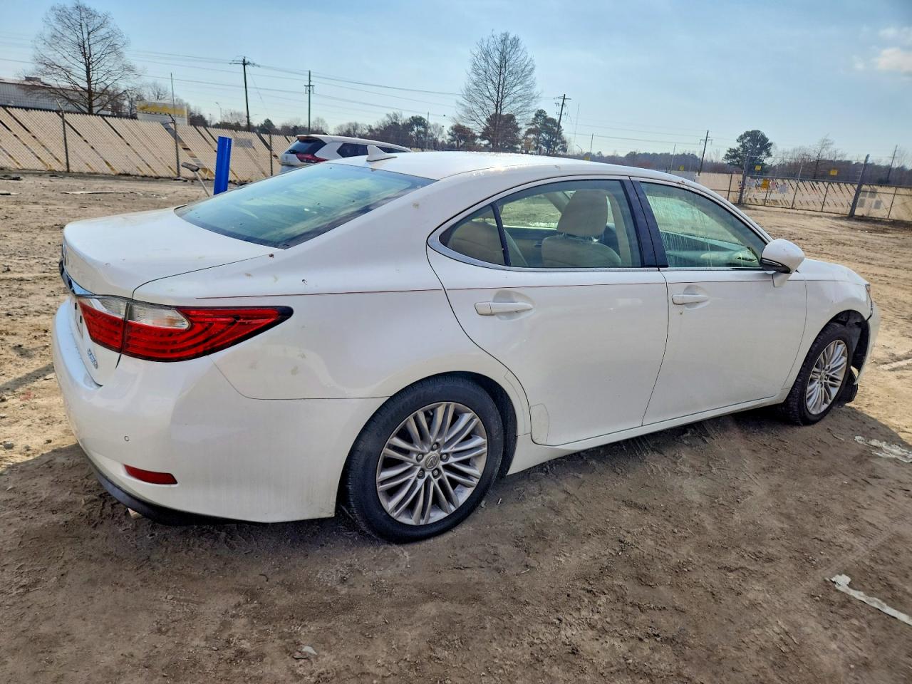 2013 Lexus ES350 VIN JTHBK1GG0D2009270 photo 3