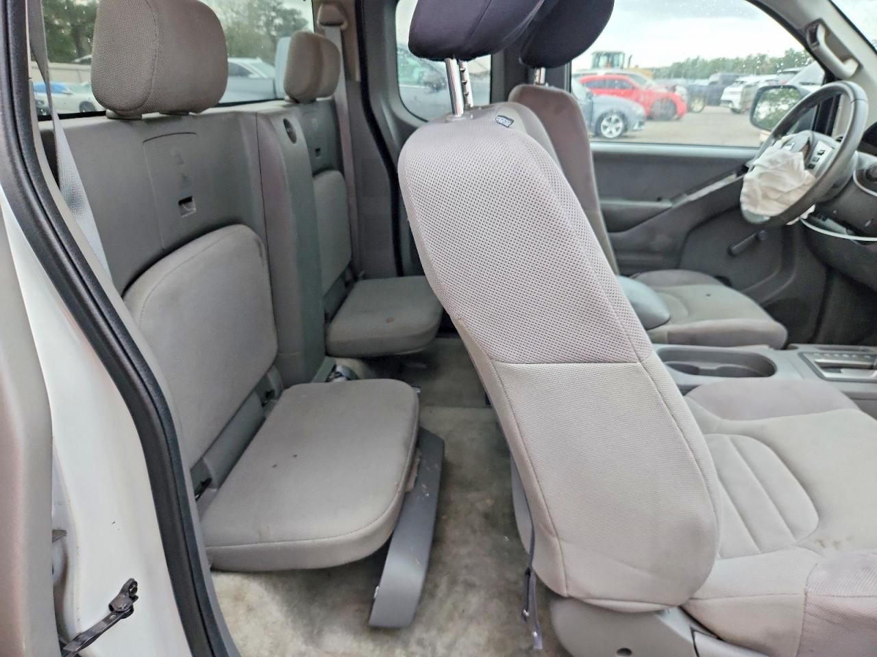 2016 Nissan Frontier VIN 1N6BD0CT8GN725052 photo 10