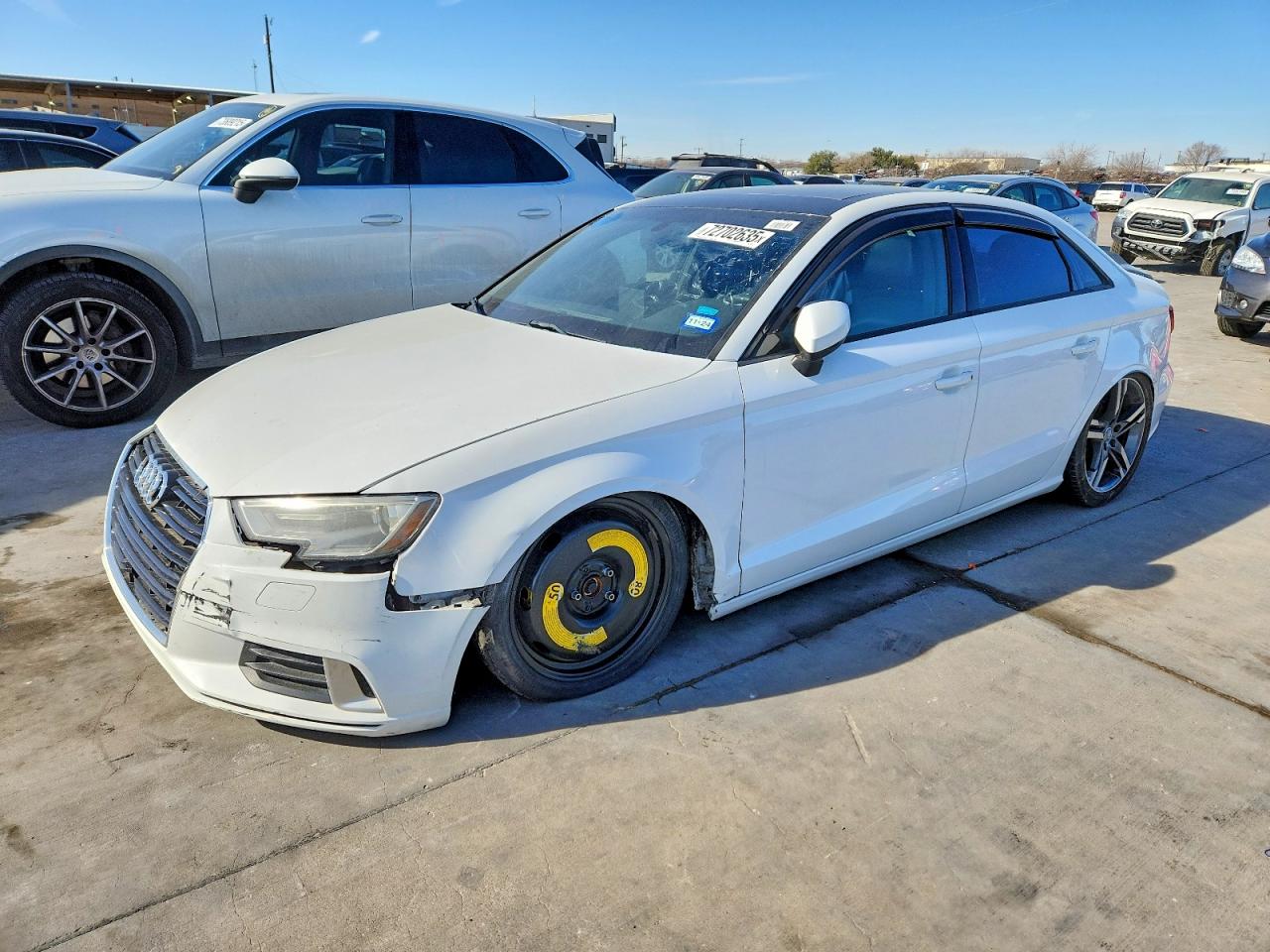 2018 Audi A3 VIN WAUAUGFF0J1031237 photo 1