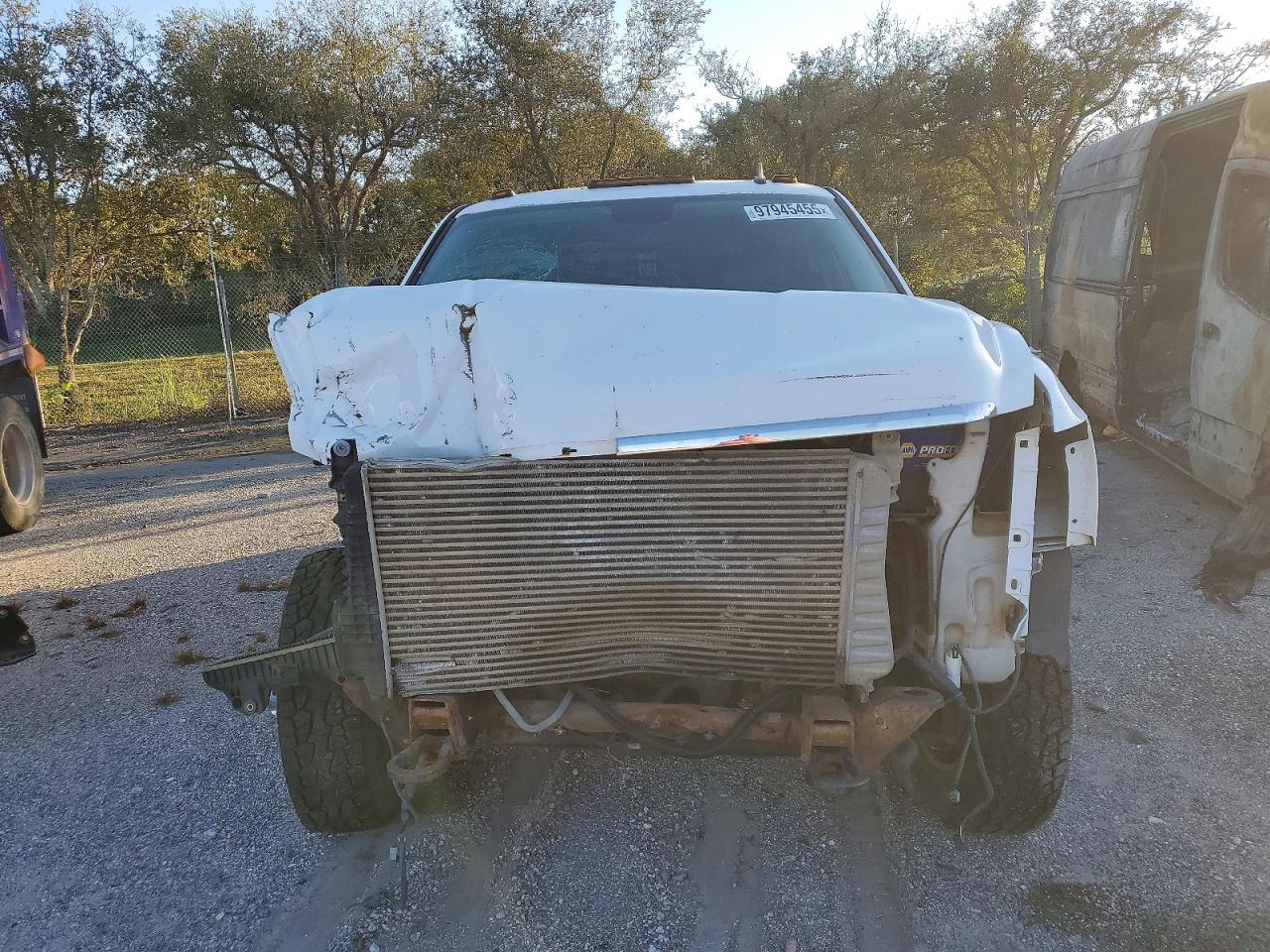 2009 Chevrolet All models VIN 1GBJK73619F121173 photo 5
