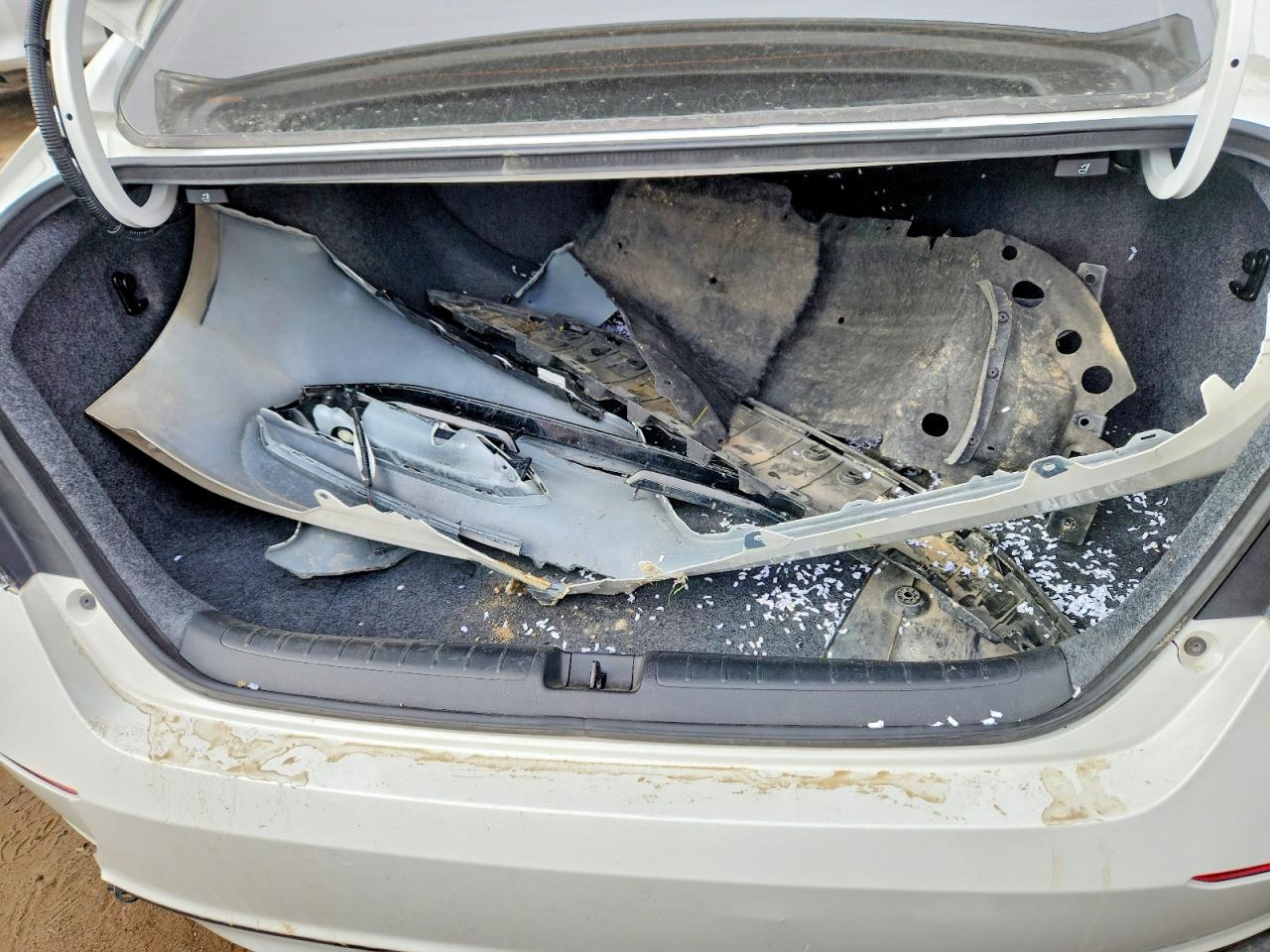 2018 Honda Accord VIN 1HGCV1F43JA143262 photo 12