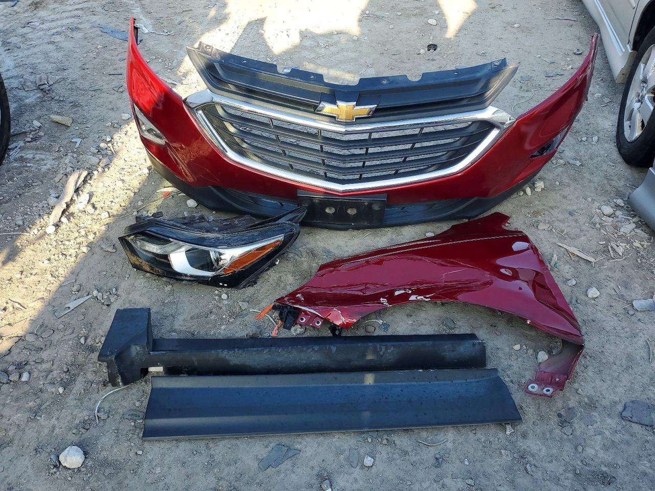 2020 Chevrolet Equinox VIN 3GNAXUEV3LS647248 photo 12