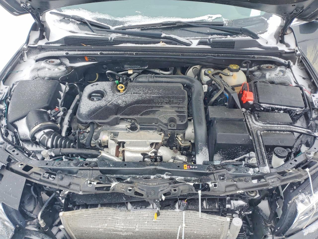 2018 Chevrolet Malibu VIN 1G1ZD5ST5JF220290 photo 11