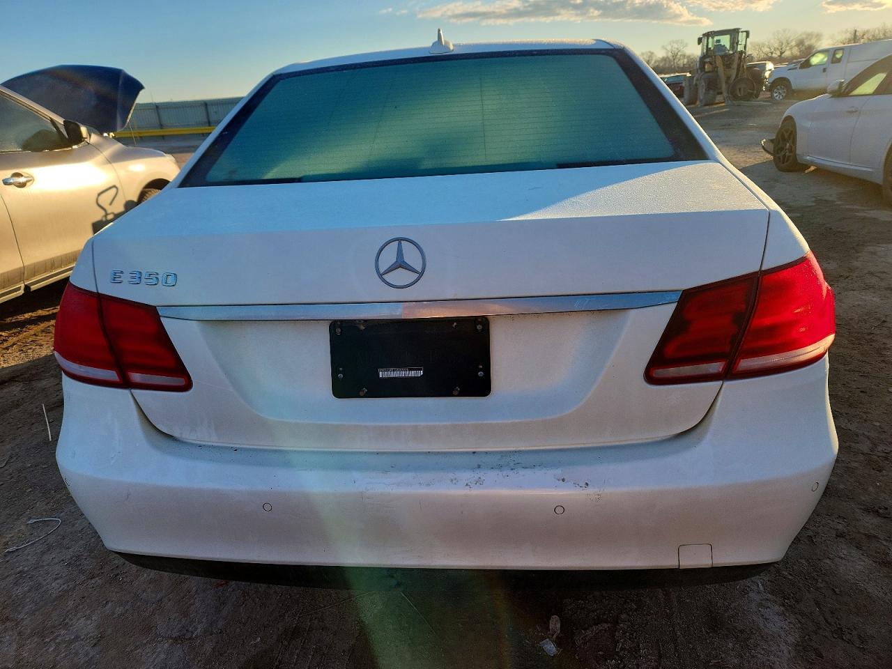 2016 Mercedes-Benz E-class VIN WDDHF5KB1GB263275 photo 6