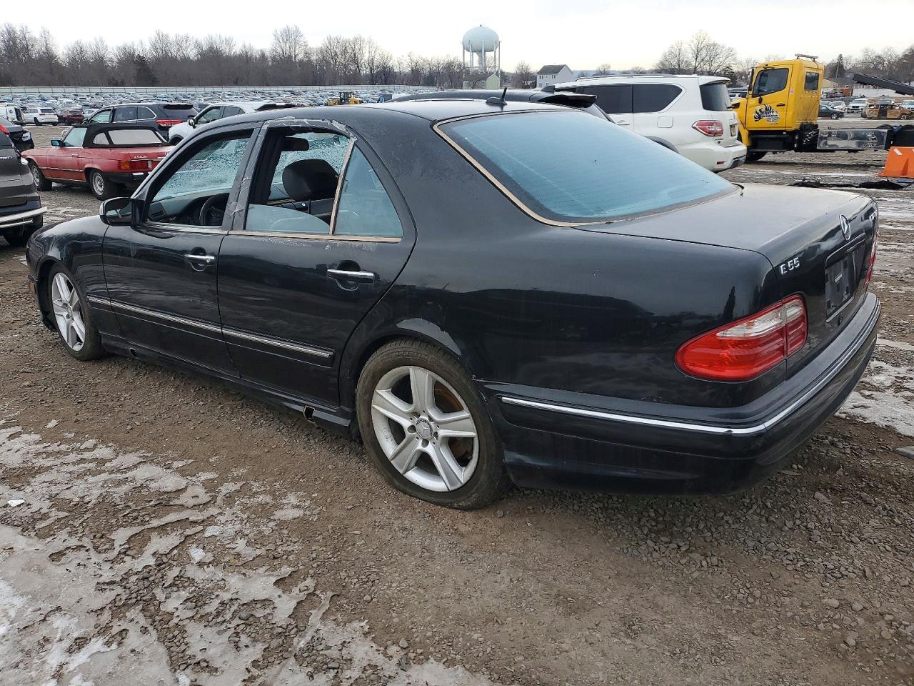 2001 Mercedes-Benz E-class VIN WDBJF74J01B226140 photo 2