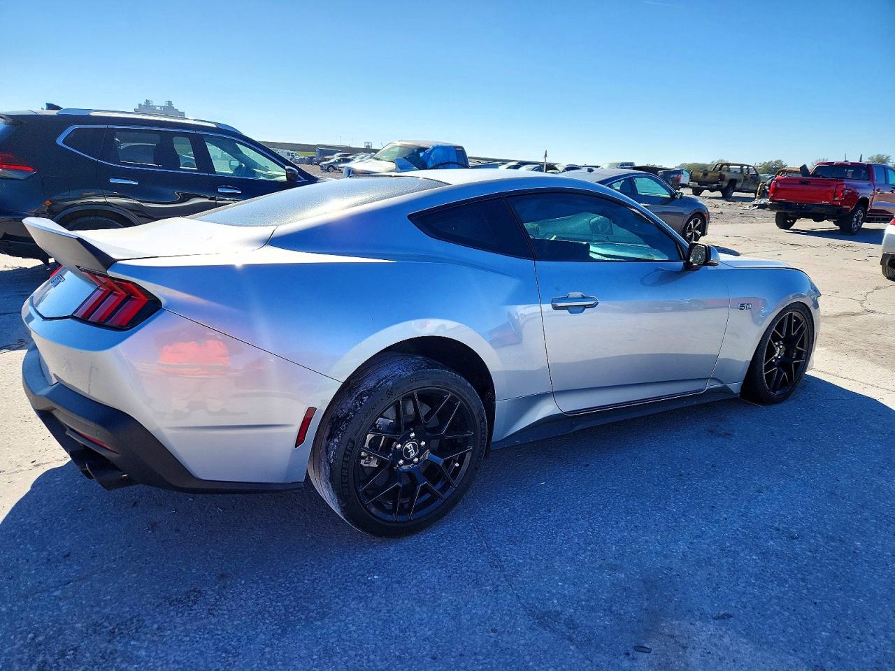 2024 Ford Mustang VIN 1FA6P8CF2R5417789 photo 3