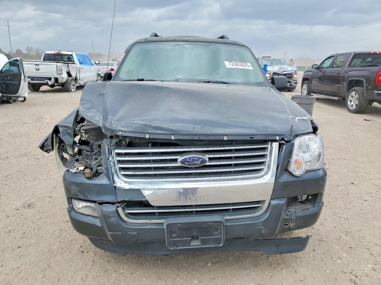2009 Ford Explorer VIN 1FMEU63E29UA21017 photo 5