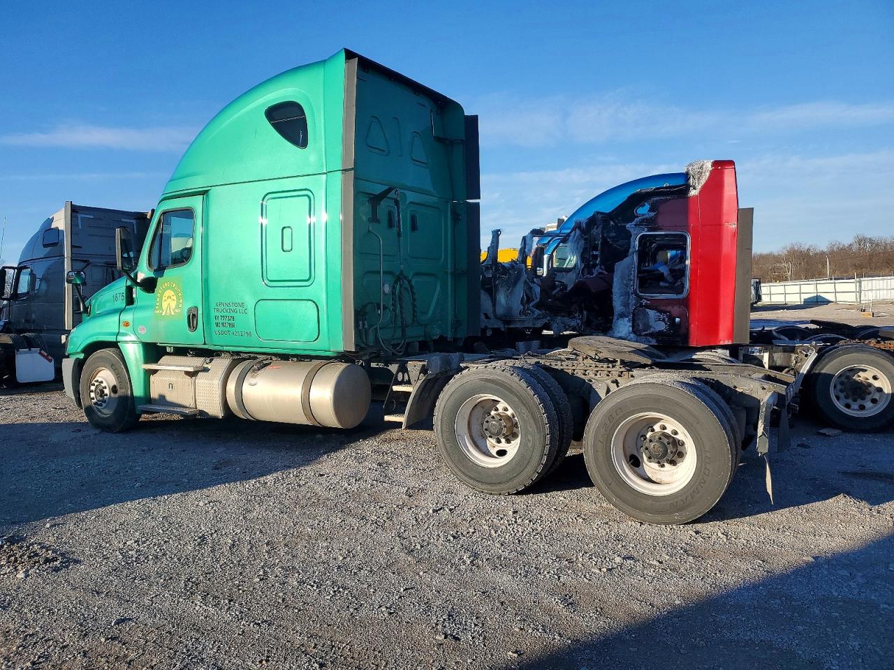 2018 FREIGHTLINER All other VIN 3AKJGLDR7JSJV0730 photo 3