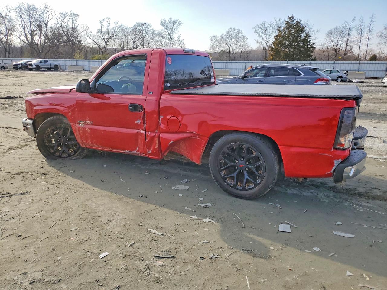 2005 Chevrolet All models VIN 1GCEC14V85Z179268 photo 2