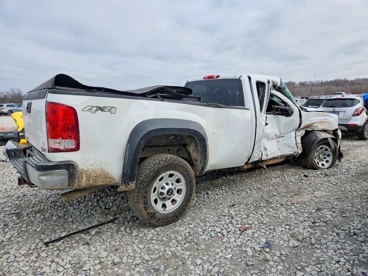 2012 GMC SIERRA VIN 1GT22ZCG1CZ355355 photo 3