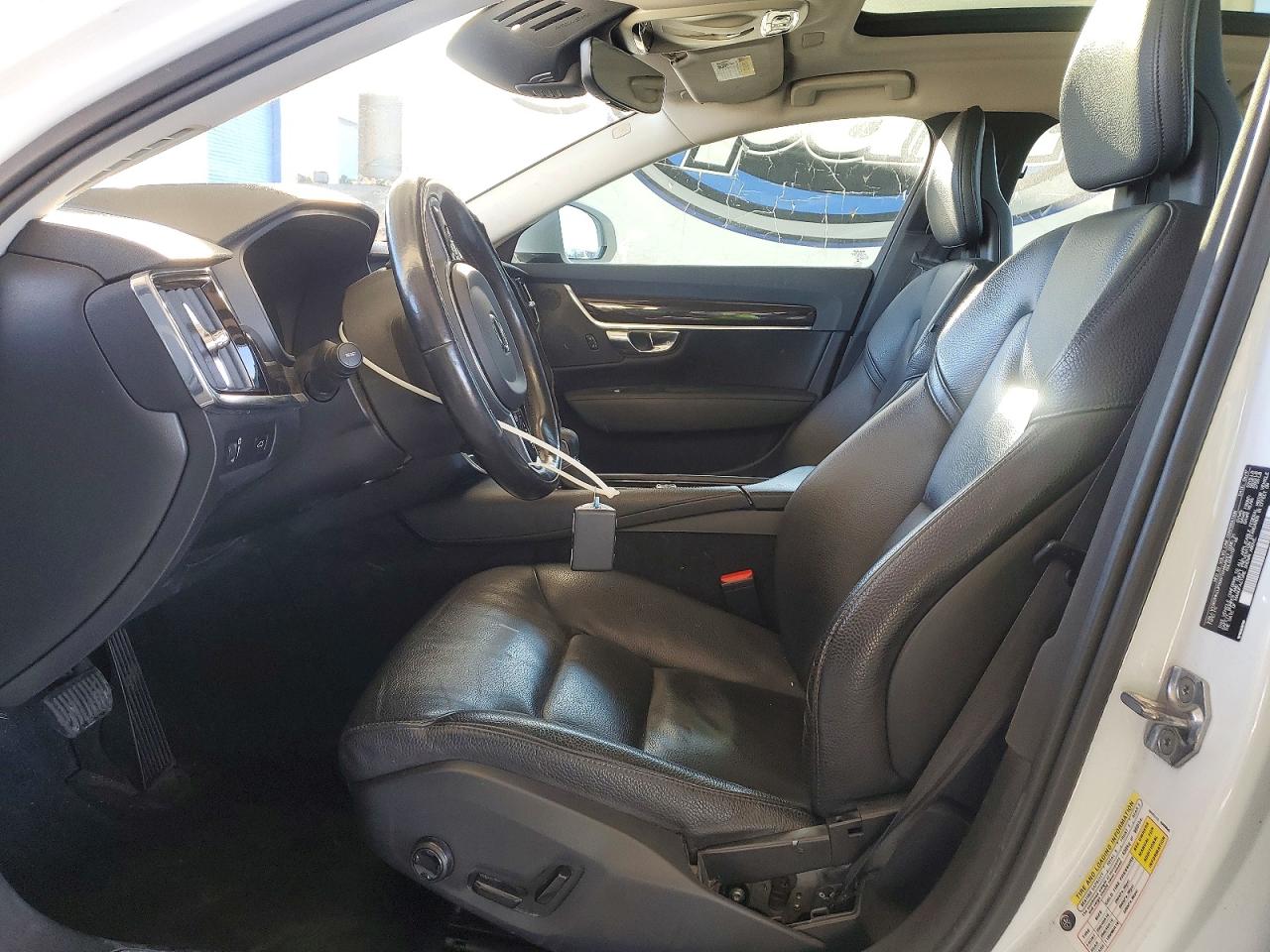 2018 Volvo S90 VIN LVY982MK0JP006759 photo 7