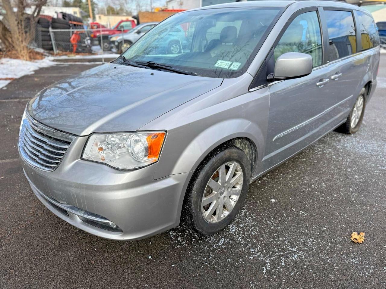 2013 Chrysler Minivan VIN 2C4RC1BG7DR603859 photo 2