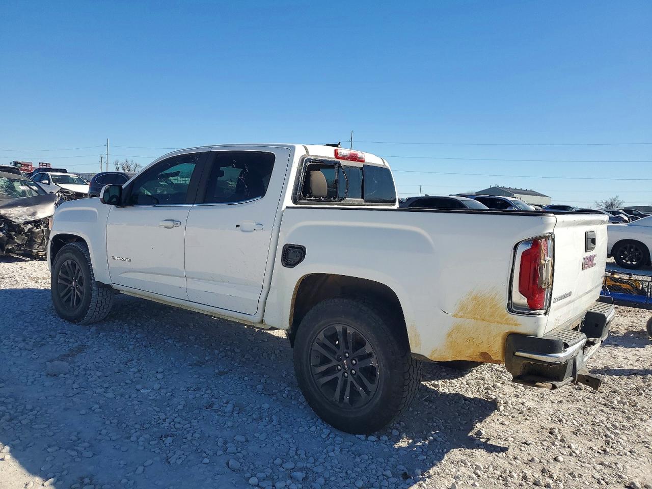 2020 GMC Canyon VIN 1GTG5CEA1L1105695 photo 2
