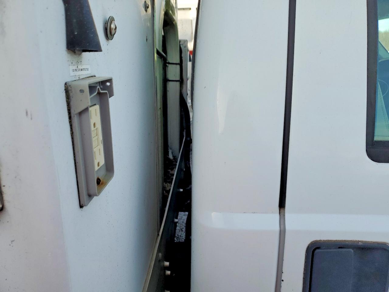 2006 Ford F350 VIN 1FDWF36576EC11376 photo 6