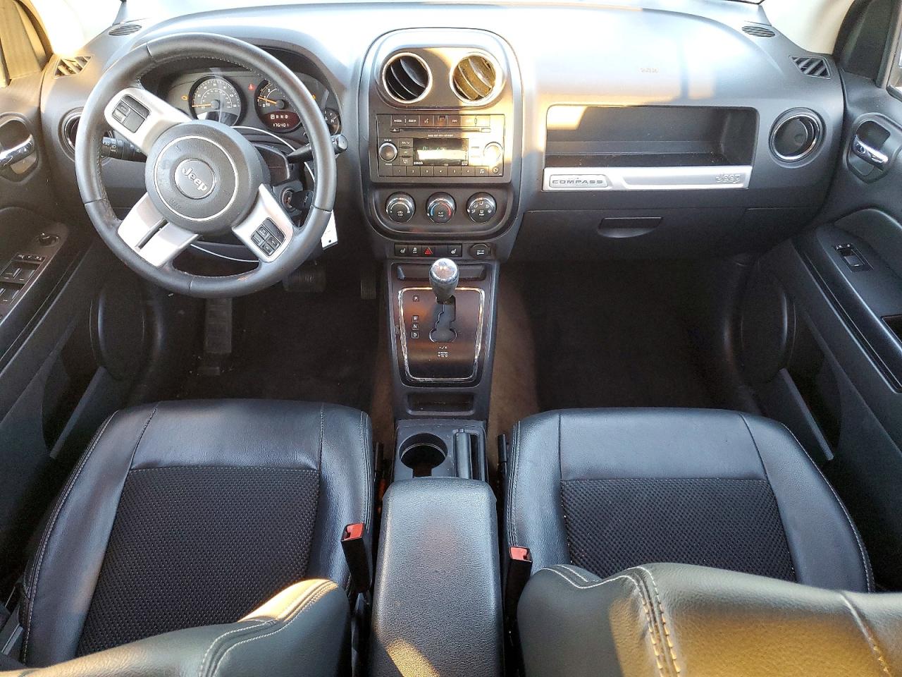 2017 Jeep Compass VIN 1C4NJCBA9HD173823 photo 8
