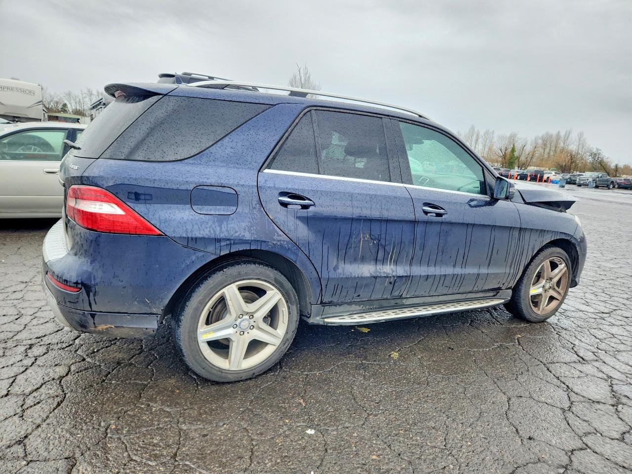 2014 Mercedes-Benz M-class VIN 4JGDA5HB3EA374309 photo 3