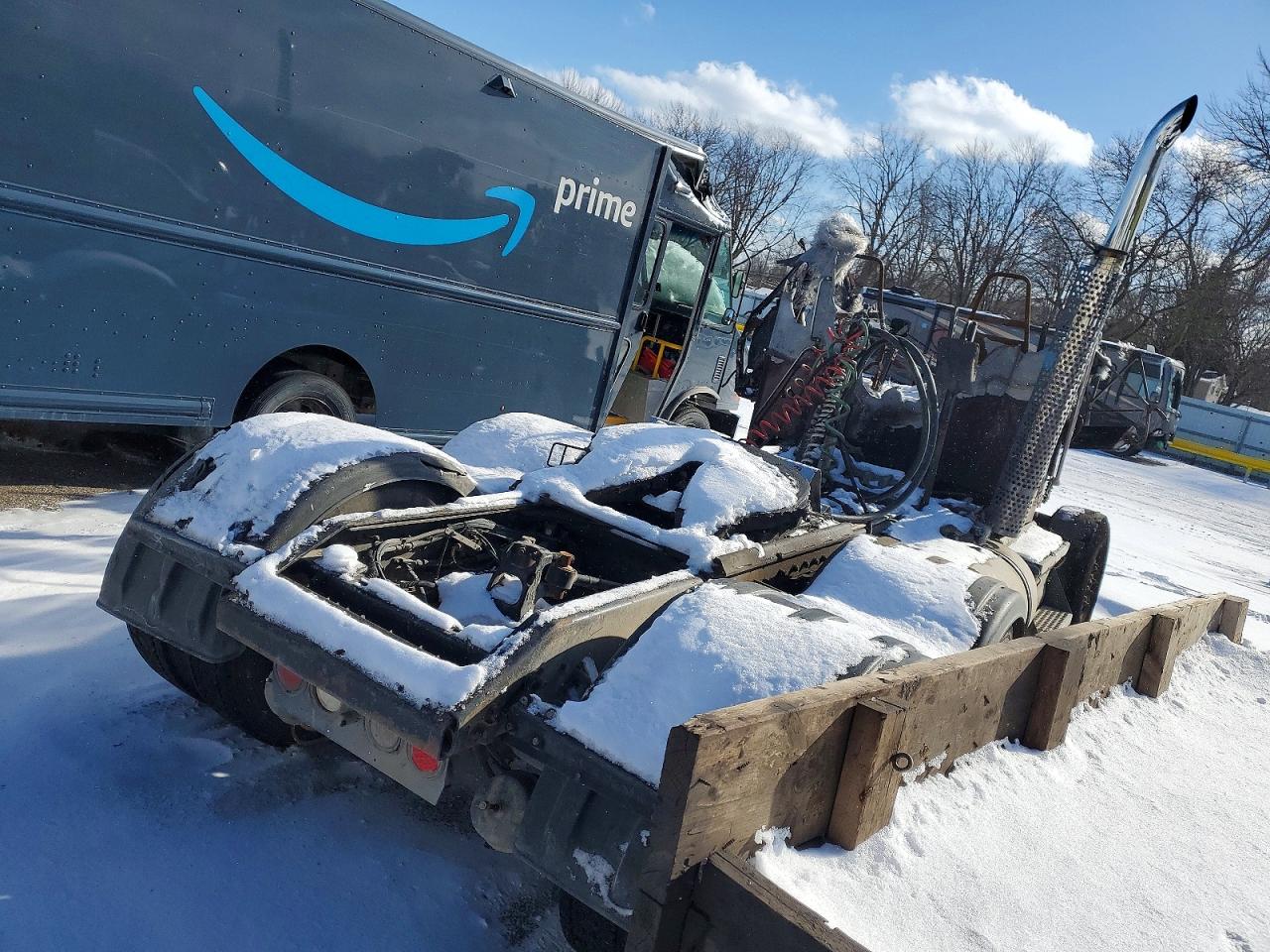 2008 KENWORTH All other VIN 1XKDDB0X48J934512 photo 4