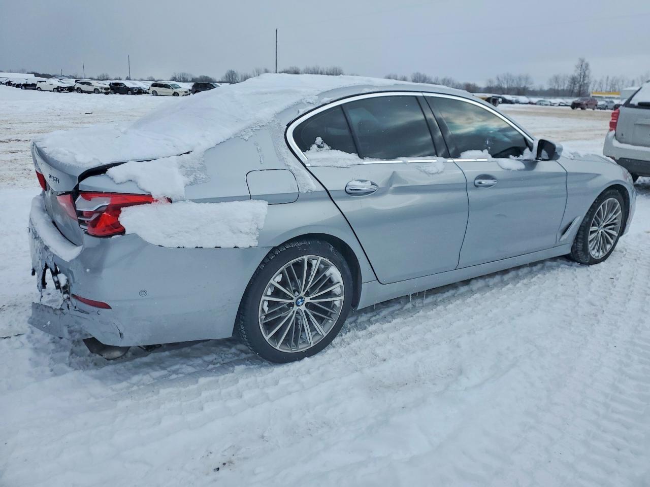2017 BMW 5 series VIN WBAJE7C39HG890292 photo 3