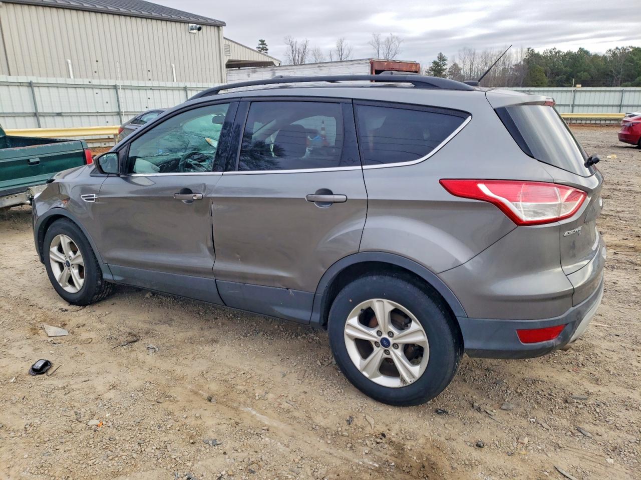 2014 Ford Escape VIN 1FMCU0GX9EUC72837 photo 2