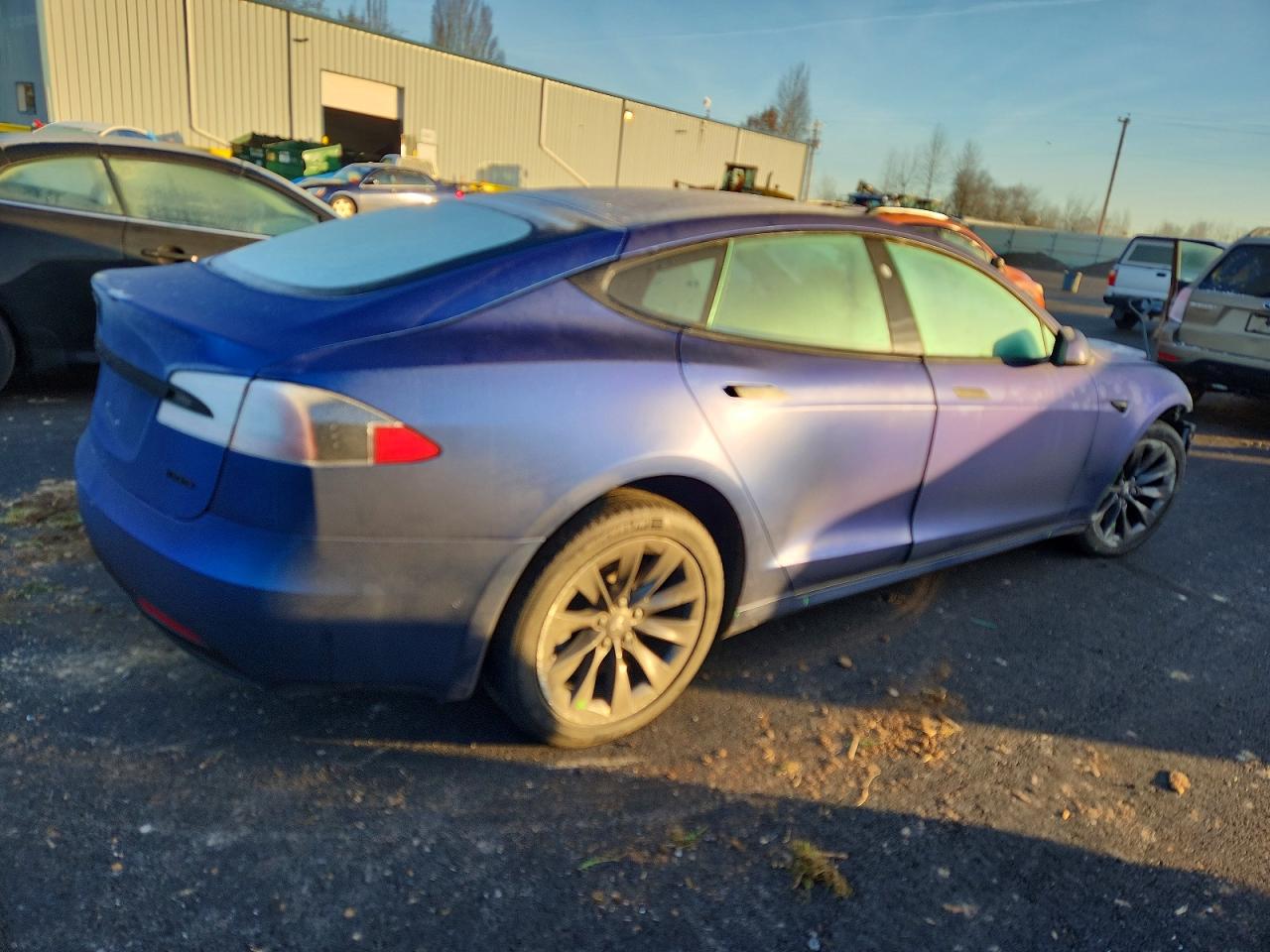 2019 Tesla Model s VIN 5YJSA1E22KF300598 photo 3