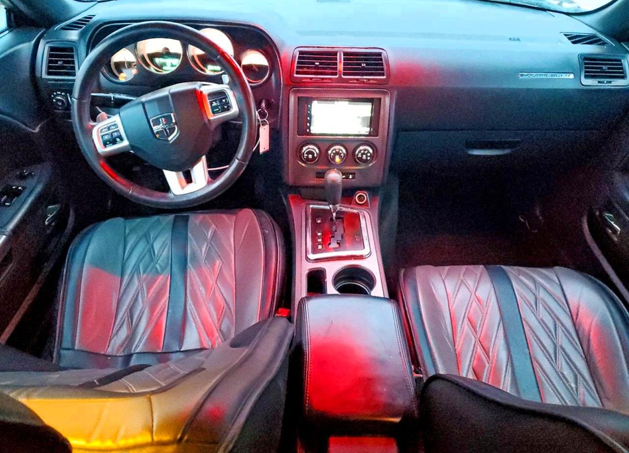 2014 Dodge Challenger VIN 2C3CDYBT4EH231837 photo 8