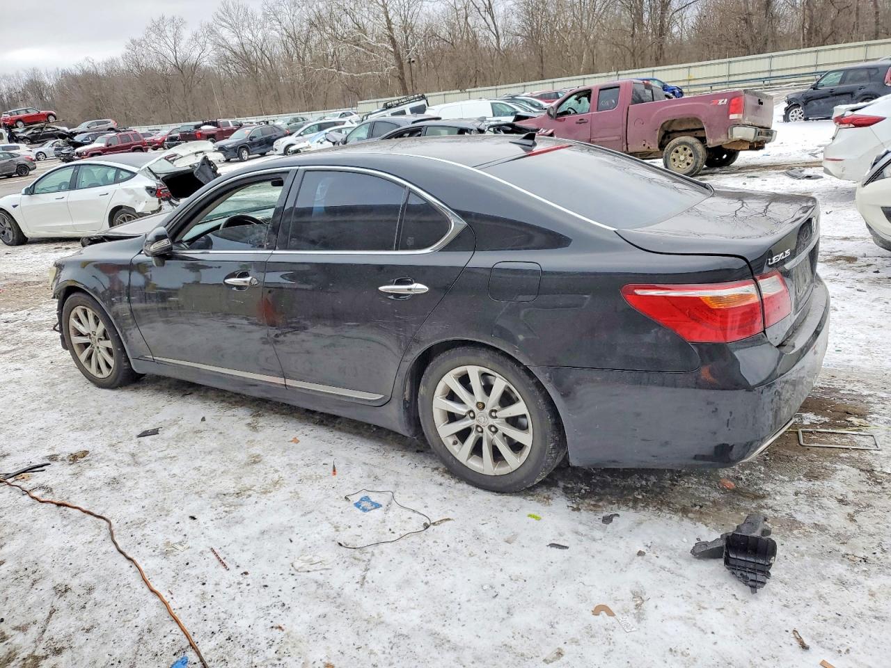 2010 Lexus Ls460 VIN JTHCL5EF8A5006601 photo 2