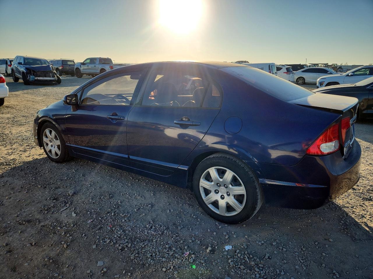 2009 Honda Civic VIN 19XFA16509E034184 photo 2