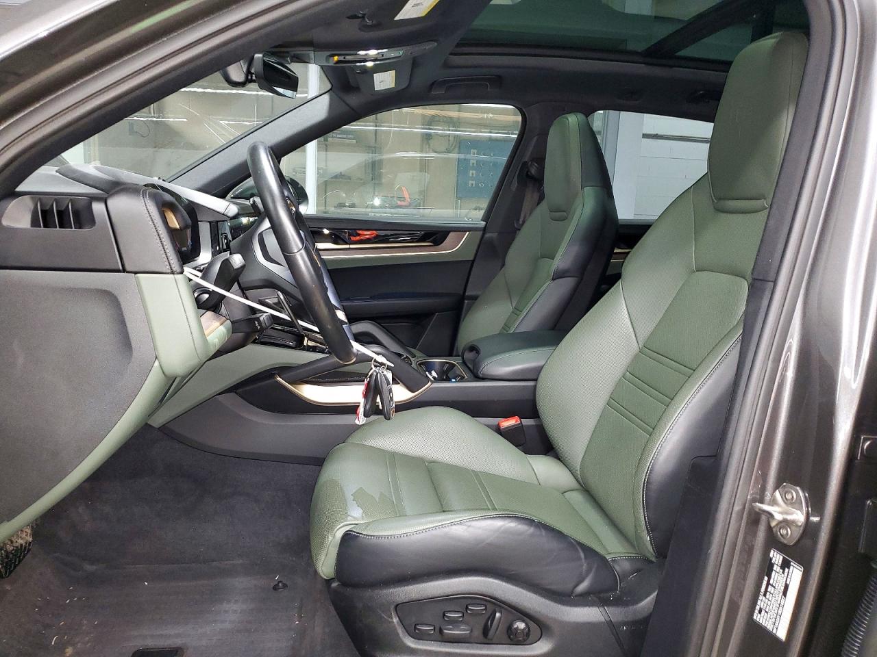 2024 PORSCHE Cayenne VIN WP1AA2AY1RDA14527 photo 7