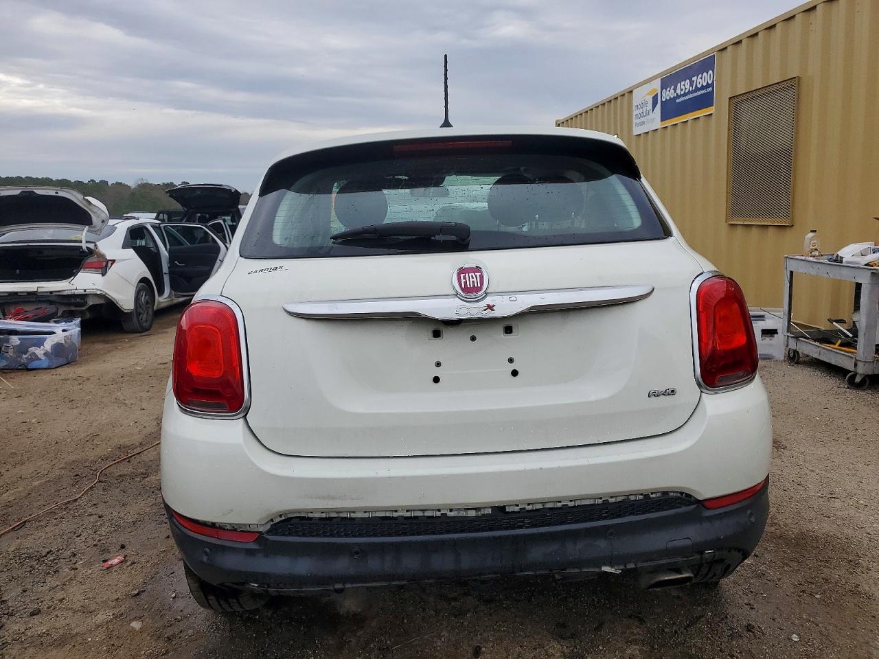 2018 Fiat 500 VIN ZFBCFYAB4JP672424 photo 6
