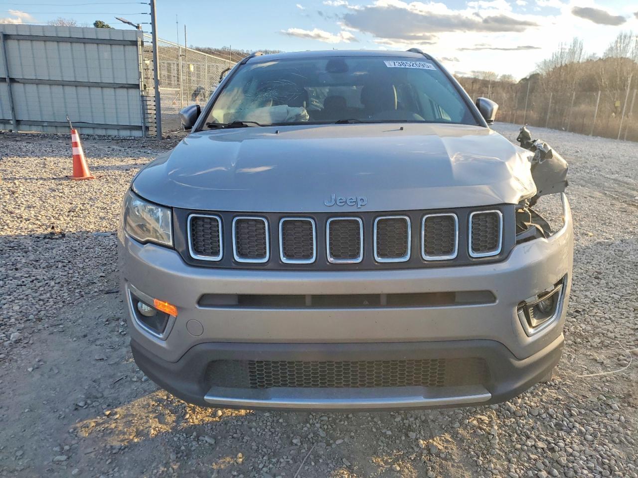 2020 Jeep Compass VIN 3C4NJCCB7LT122556 photo 5