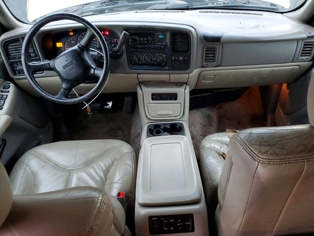 2000 GMC Yukon VIN 3GKFK16T1YG139965 photo 8