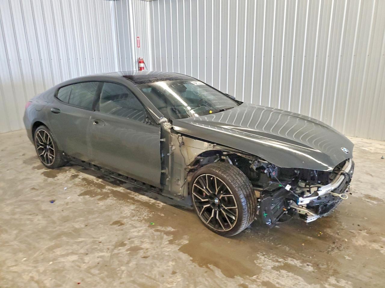2024 BMW 8 series VIN WBAGV2C06RCP13405 photo 4