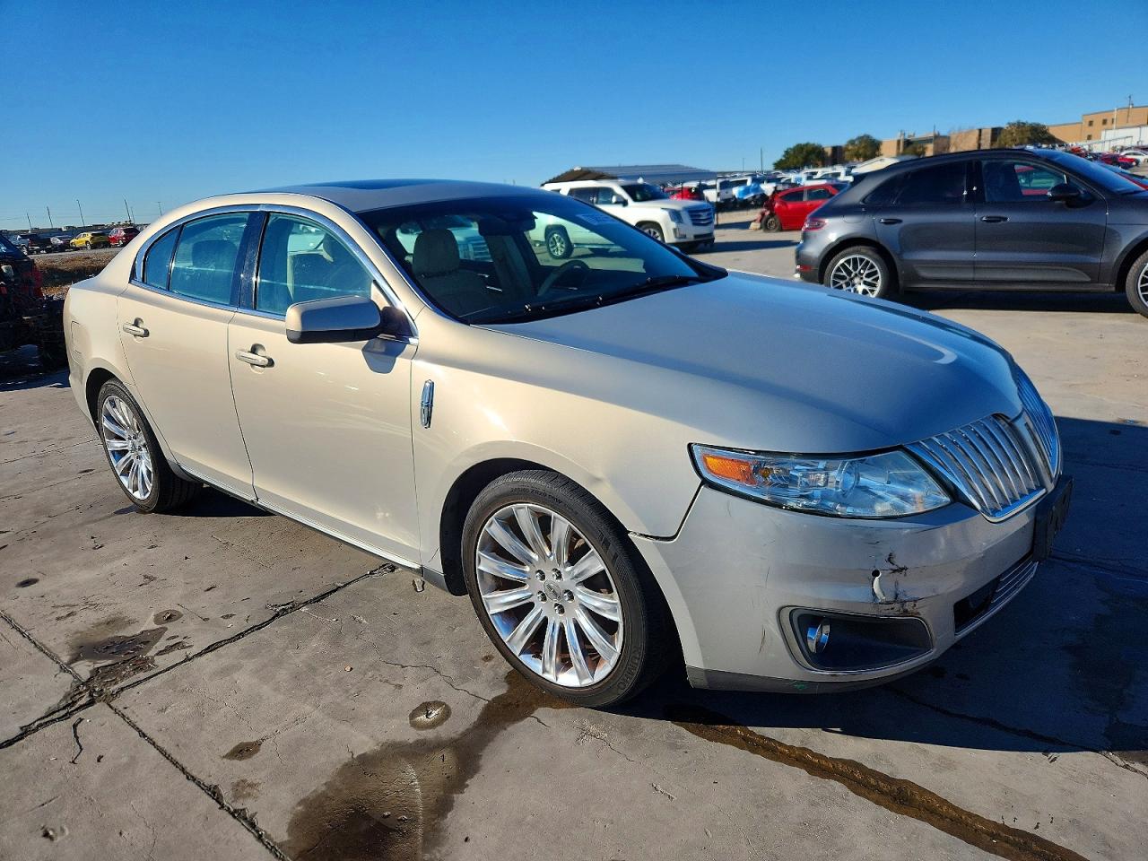 2009 Lincoln Mks VIN 1LNHM93R89G615319 photo 4