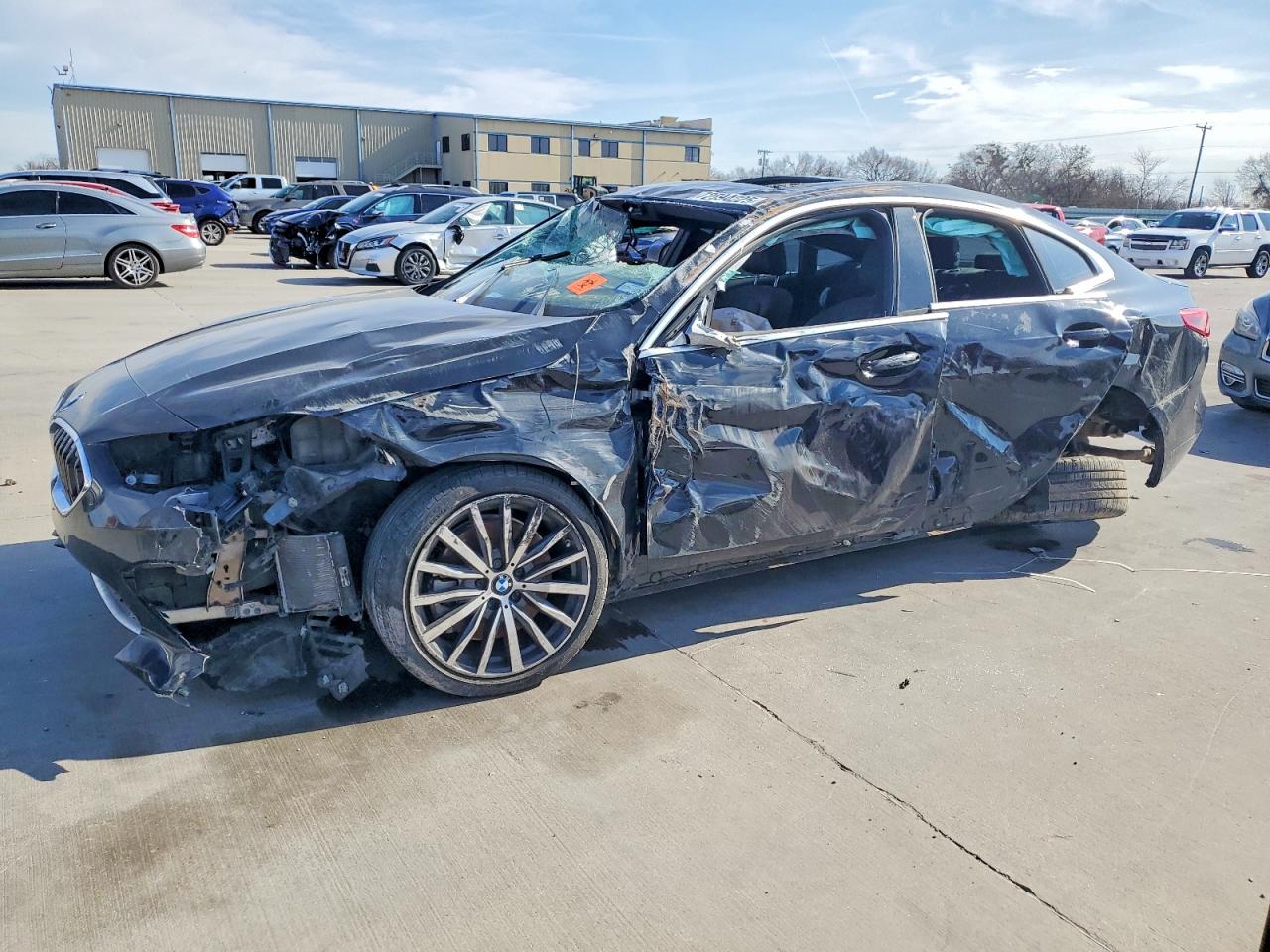 2023 BMW 2 series VIN WBA53AK03P7M29261 photo 1