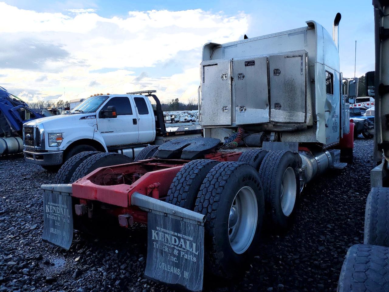 2005 PETERBILT All other VIN 1XP5DB9XX5D845488 photo 4