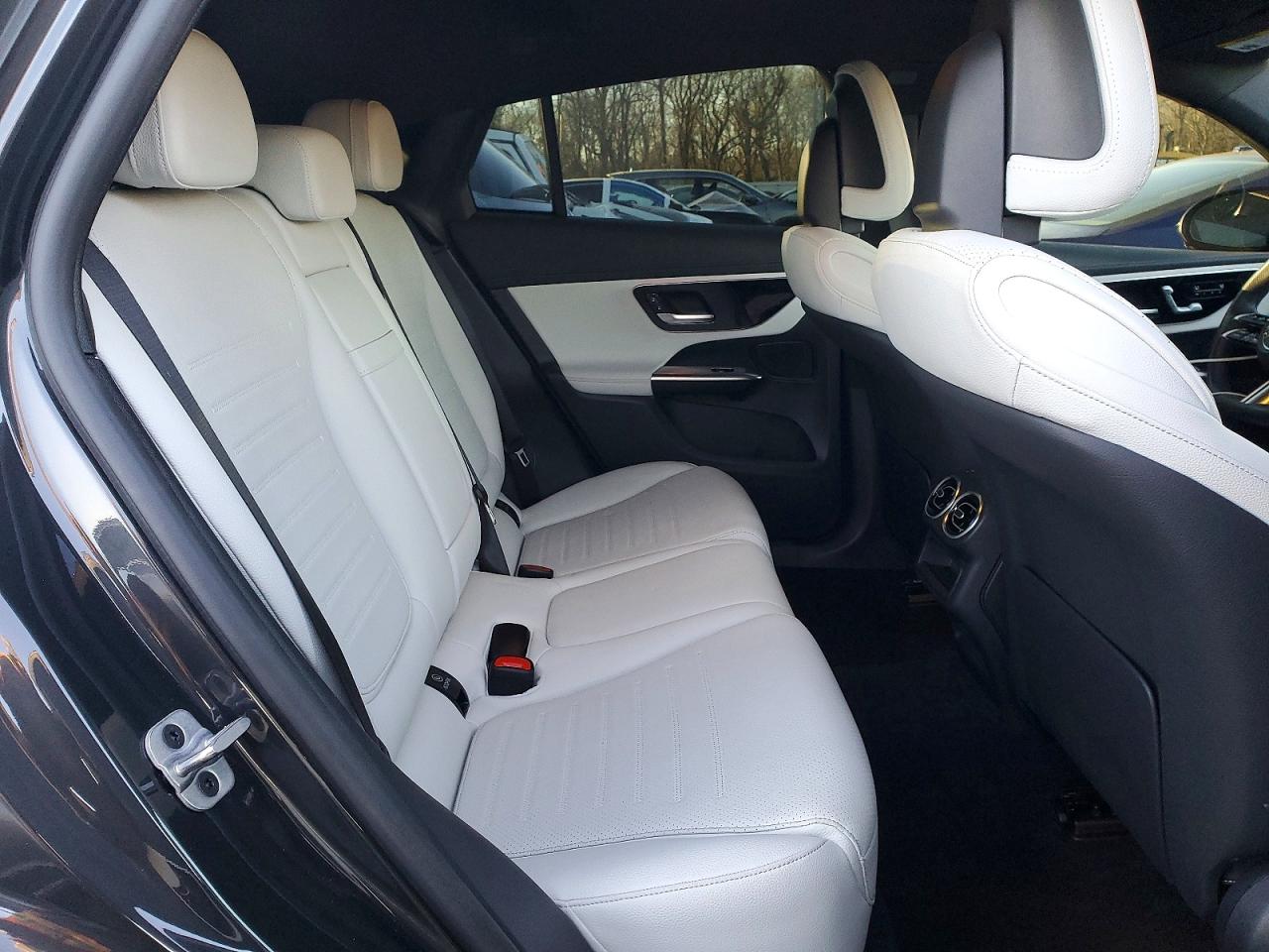 2024 Mercedes-Benz Glc class VIN W1NKJ4HB0RF101528 photo 11