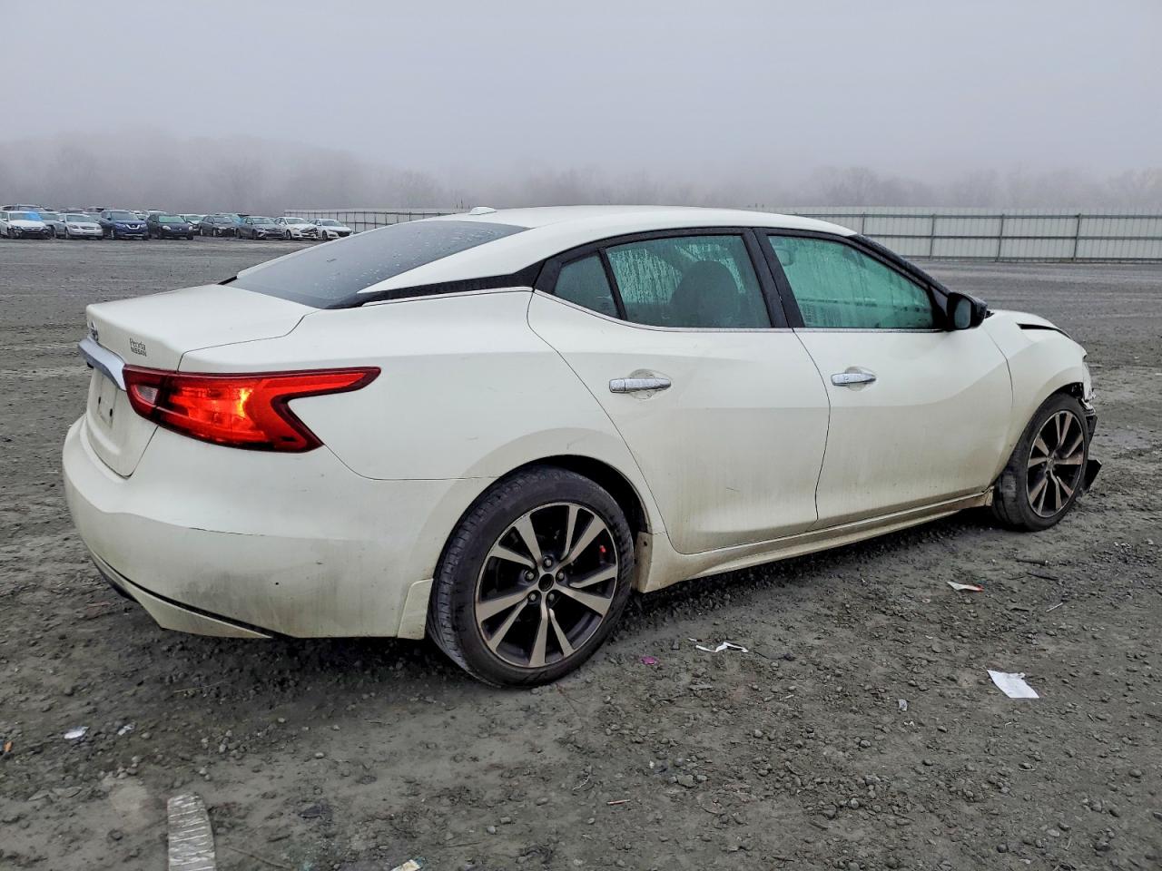 2017 Maxima VIN 1N4AA6AP1HC430247 photo 3